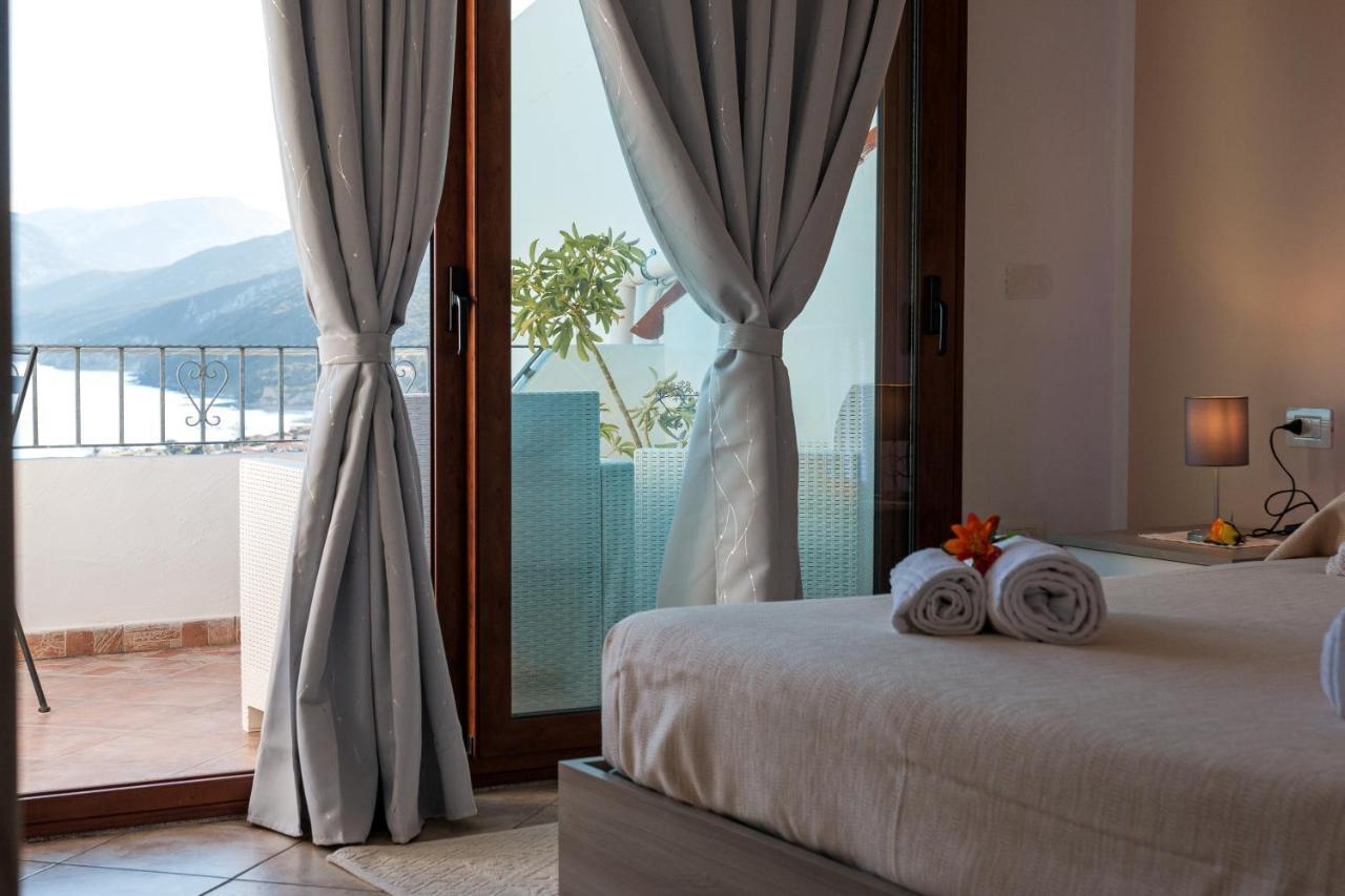 Sebastian House Apartment Cala Gonone Bagian luar foto