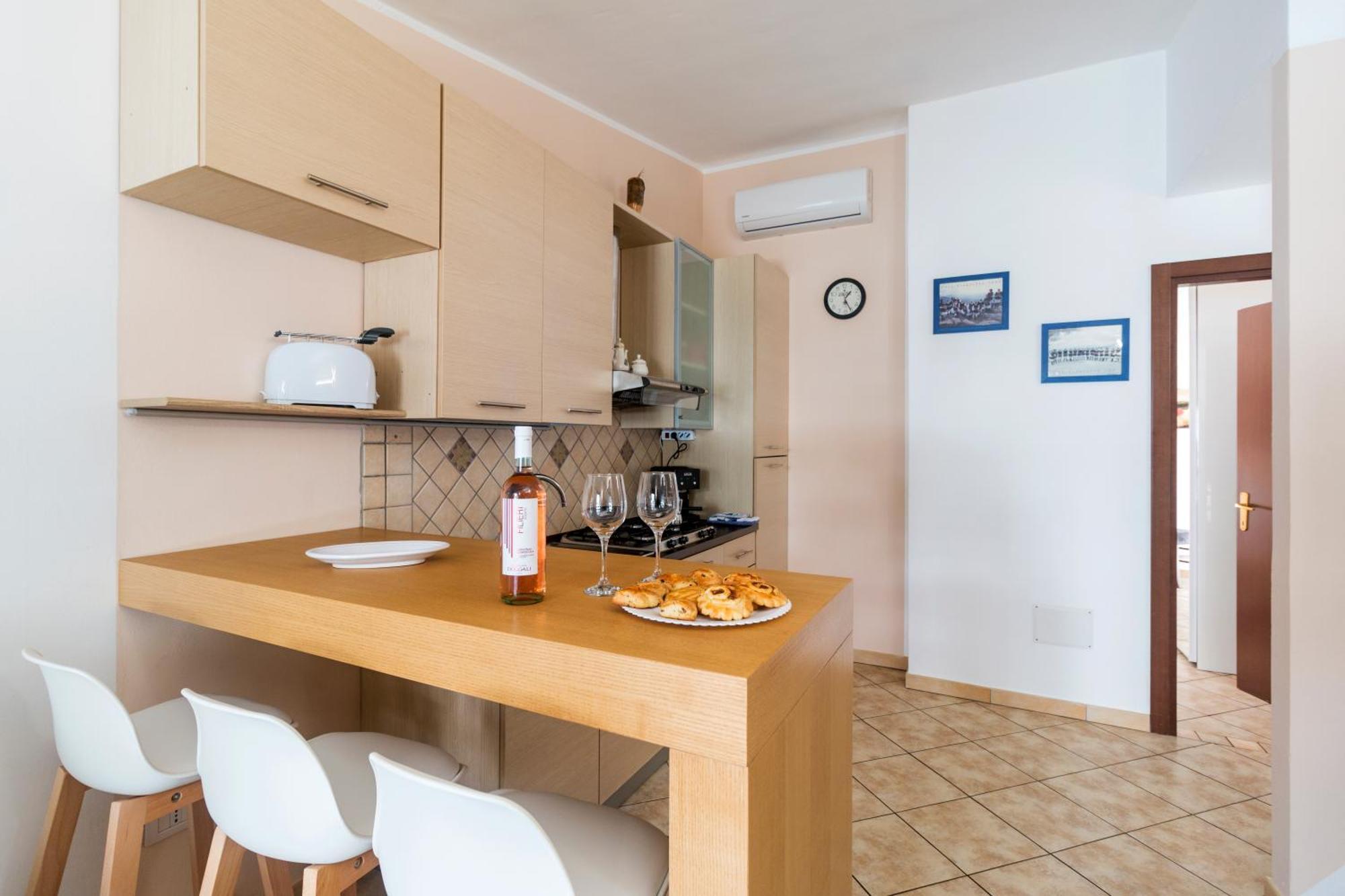 Sebastian House Apartment Cala Gonone Bagian luar foto